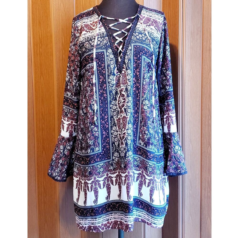 Clover & Scout size Small Long Sleeve Boho Hippie Flared Sleeve dress